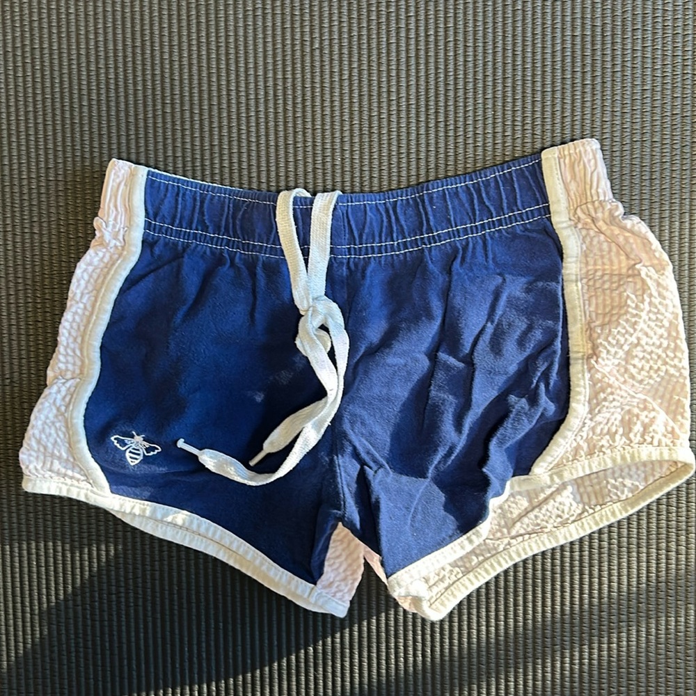 Women’s size small Lilly and grace shorts!